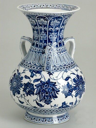 Baba Nakkaş Desen Kulplu Kandil Vazo