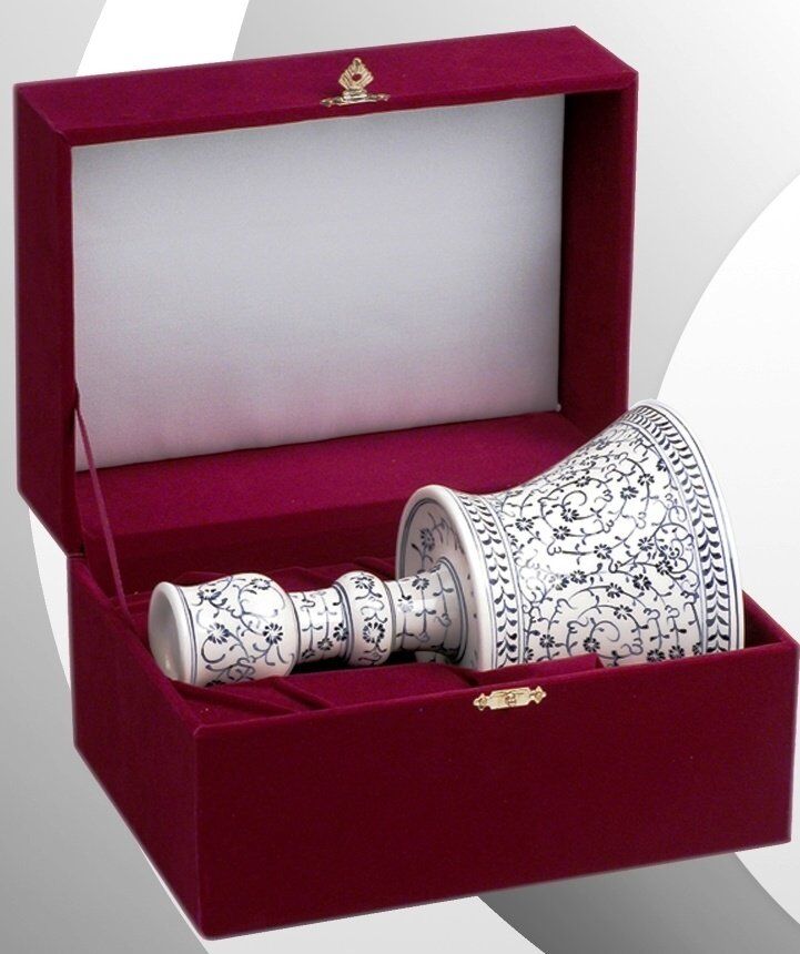 Golden Horn Patterned Candlestick