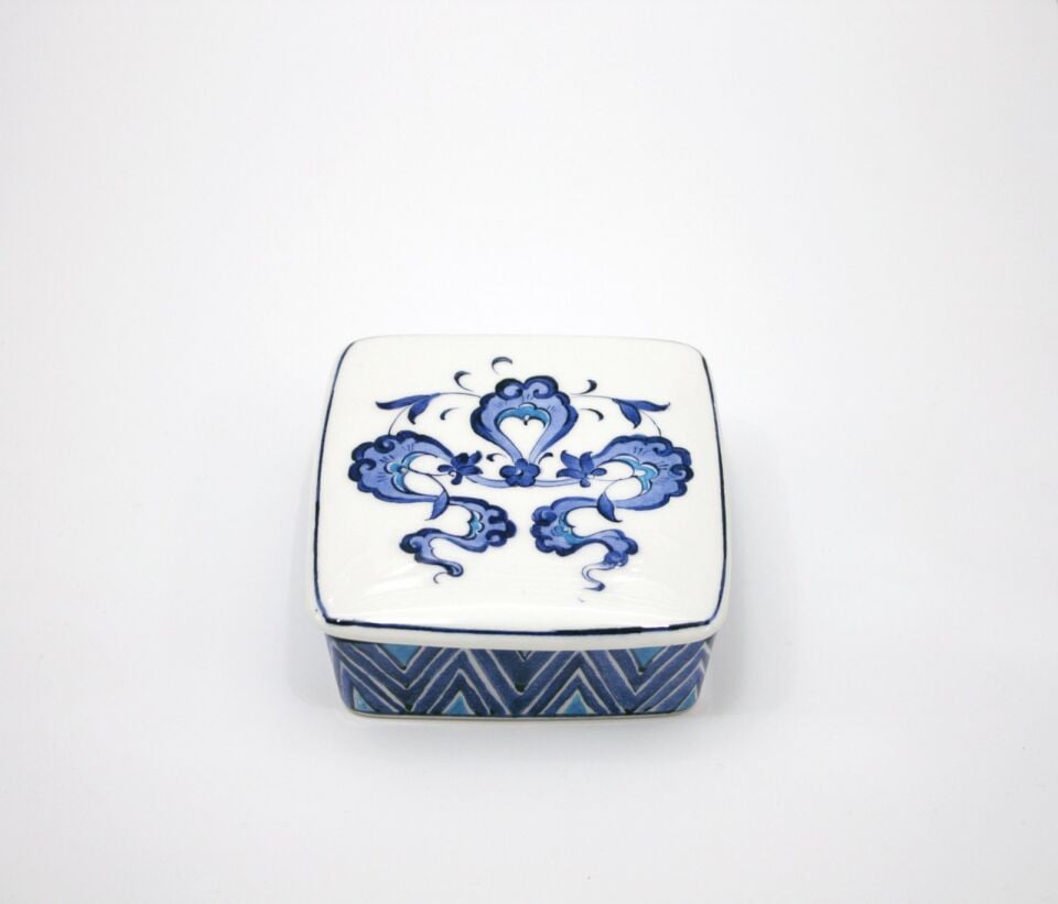 Bulutlu Kare Kapaklı Mücevher Kutusu